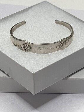 Vintage Heirloom Sterling Silver Bracelet Engraved Harriet | 17g, Child Size